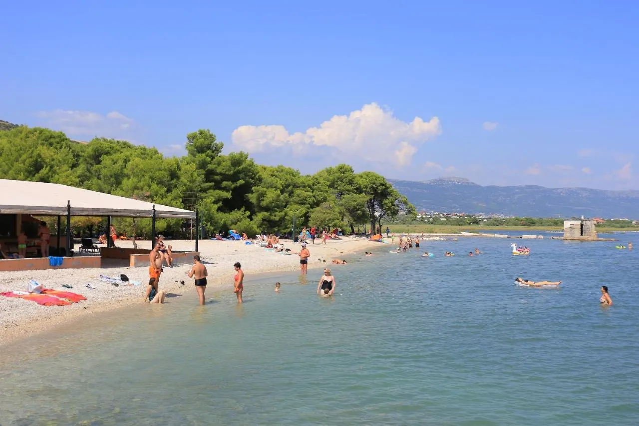 Apartments By The Sea Trogir - 21215